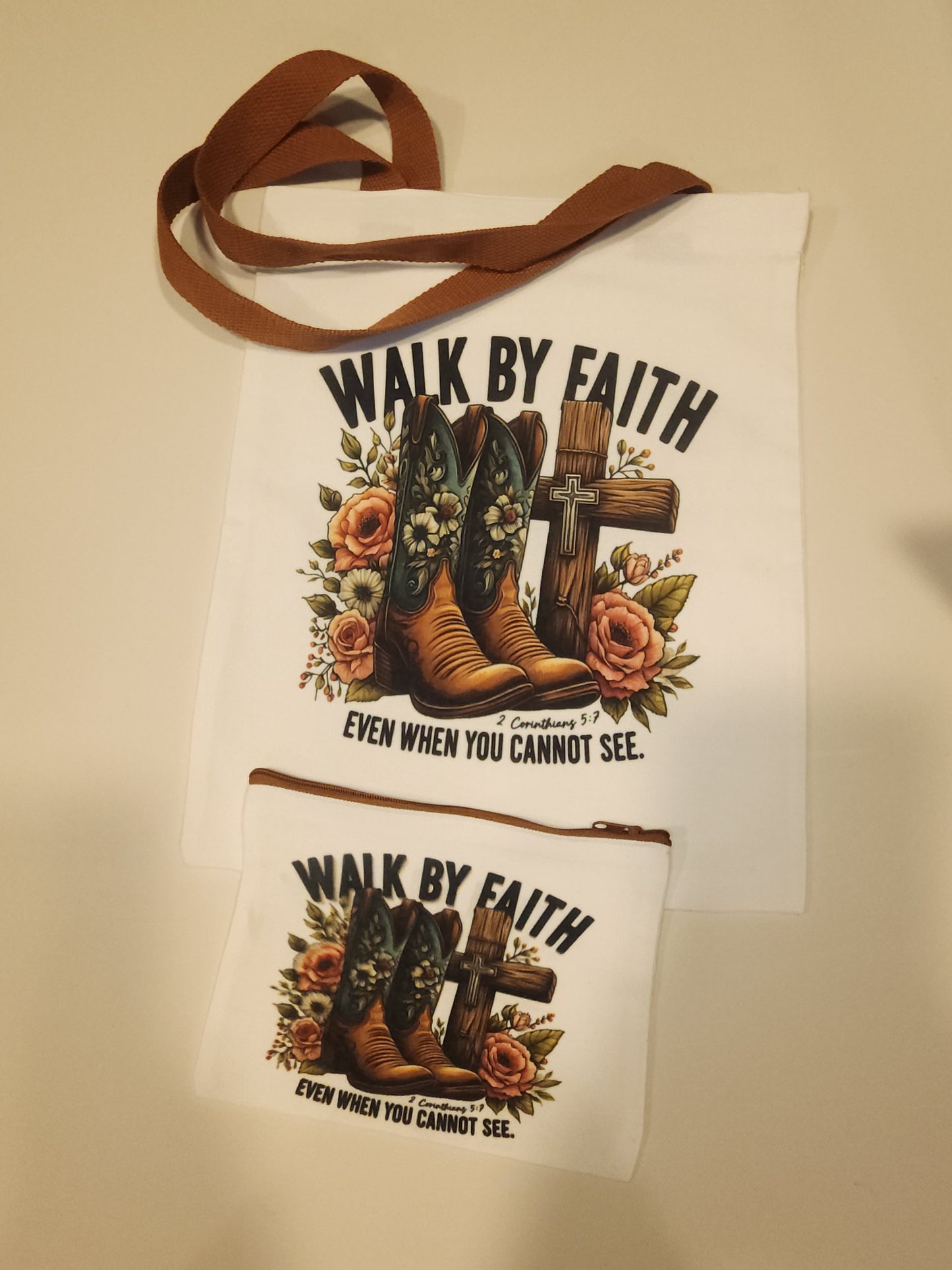 Tote bag with matching makeup bag